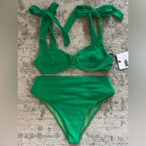 Brand New! Beach Riot BLAIR TOP & BOTTOM JELLY BEAN GREEN TERRY